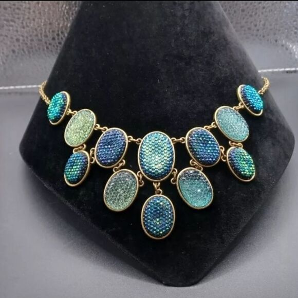 Snake Skin Look Statement Necklace NWOT - Picture 3 of 3